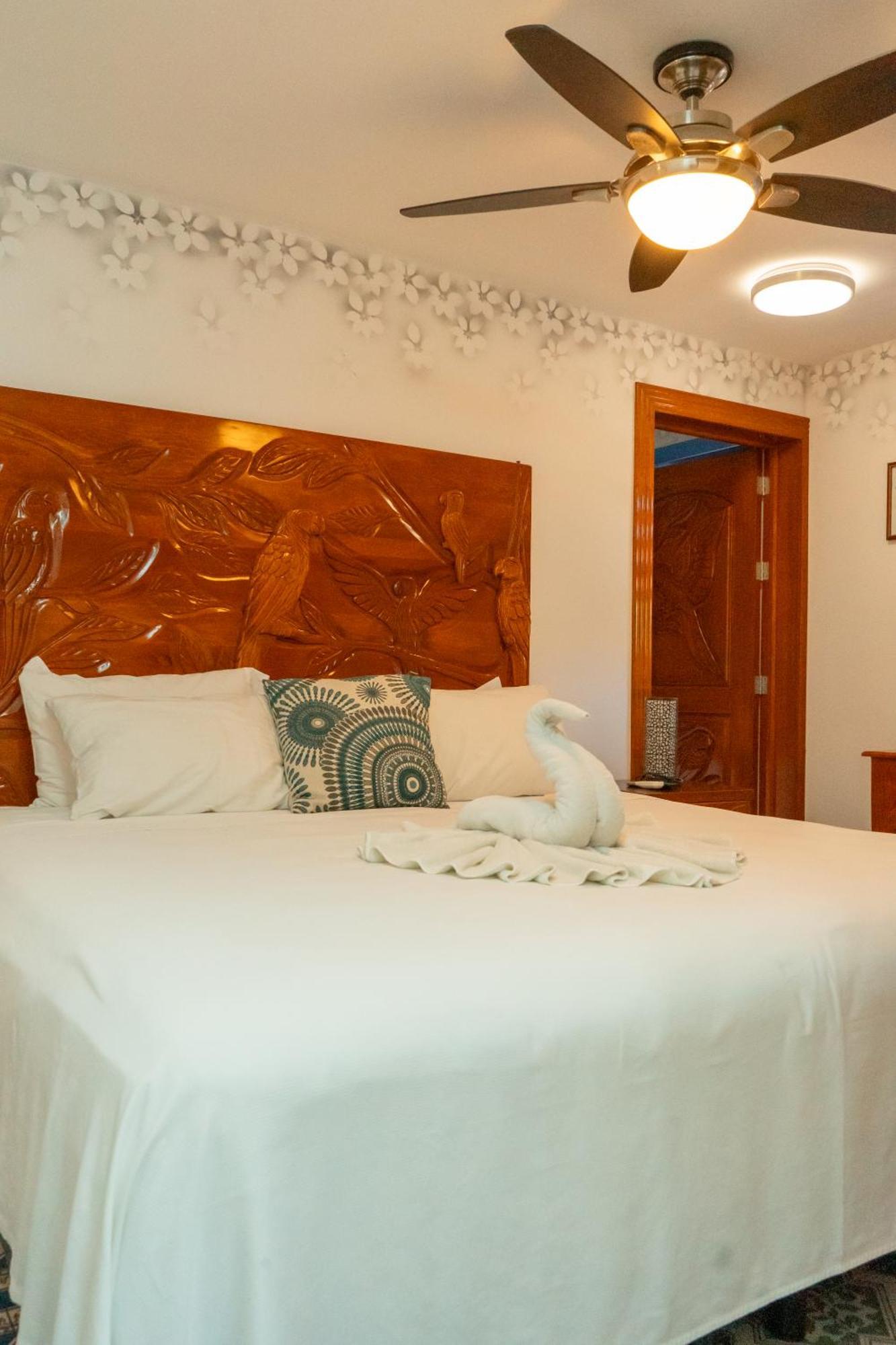 Villa Pajaros Isla Mujeres Exterior foto